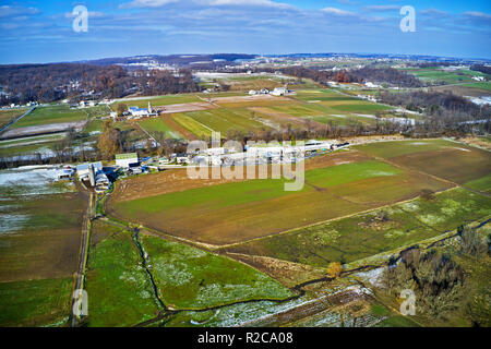 Luftaufnahme Amish Ackerland in Pennsylvania Stockfoto