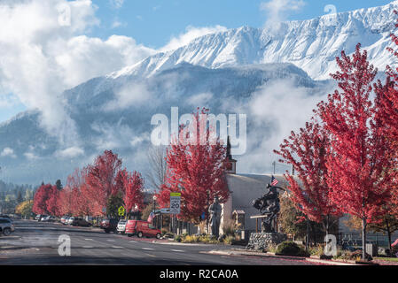 Die Innenstadt von Joseph, Oregon im Herbst. Stockfoto