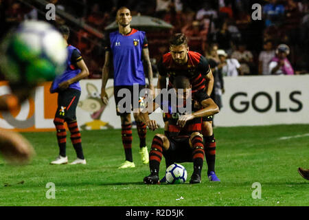 Recife, Brasilien. 18 Nov, 2018. PE - Recife - 18/11/2018 - Brasileiro eine 2018, Sport Recife x Flamengo - Jogo entre Sport Recife x Flamengo, pelo Campeonato Brasileiro de Futebol, keine Estadio da Ilha do Retiro, Neste Domingo (18.) Foto: Paulo Paiva/AGIF AGIF/Alamy Credit: Live-Nachrichten Stockfoto