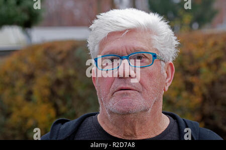 Waging, Deutschland. 16 Nov, 2018. Der ehemalige Fußball-Trainer Werner Lorant, fotografiert auf dem Campingplatz am Waginger See. Lorant, der in einer Wohnung auf dem Campingplatz seit Jahren wird 70 Am 21. November 2018. Quelle: Uwe Lein/dpa/Alamy leben Nachrichten Stockfoto