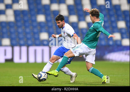 Foto Massimo Paolone/LaPresse 19 Novembre 2018 Reggio Emilia, Italien Sport calcio Italia vs Germania-Partita internazionale amichevole - stadio "mapei-Citt&#xe0;del Tricolore" Nella Foto: Arturo Calabresi (Italia) in azione Foto Massimo Paolone/LaPresse November 19, 2018 in Reggio Emilia, Italien Sport Fussball Italia Germania vs-Unter 21 internationalen Freundschaftsspiel - "mapei Stadion". In der Pic: Arturo Calabresi (Italia) in Aktion Stockfoto