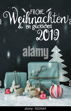 Vertikale Dekoration, Kalligraphie Glueckliches 2019 bedeutet Happy2019, eisige Blick Stockfoto