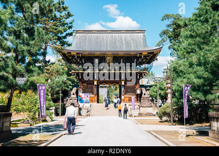 Kyoto, Japan - 28. September 2018: Kitano Tenmangu Shrine traditionelle Architektur Stockfoto