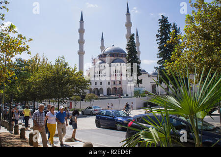 Die Große Moschee von Tirana (Namazgah Moschee, Xhamia e Namazgjase) wird derzeit in Tirana, Albanien, am 7. September 2018 gebaut. Wenn abgeschlossen, ich Stockfoto