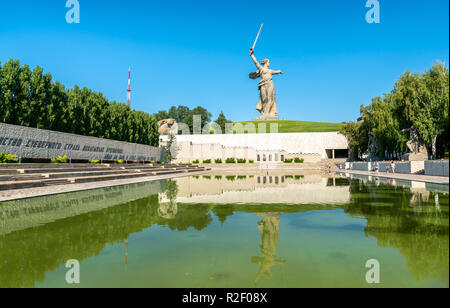 Das Vaterland ruft, eine kolossale Statue auf Mamayev Kurgan in Wolgograd, Russland Stockfoto