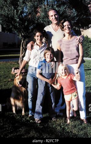 Poltergeist Jahr: 1982 USA Regie: Tobe Hooper Dominique Dunne, Craig T Nelson, JoBeth Williams, Oliver Robins, Heather O'Rourke Stockfoto