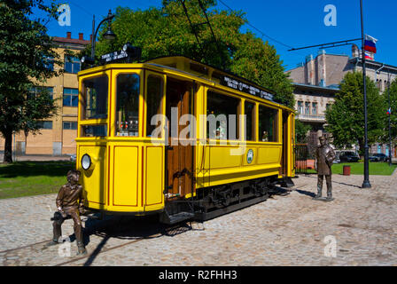 Tramvayny Skver, alte Tram als Café, Krespostnaya, Wyborg, Russland Stockfoto