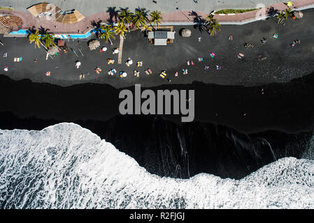 Vulkanischen Strand in Puerto Naos auf La Palma, Antenne, Kanarische Inseln, Spanien Stockfoto