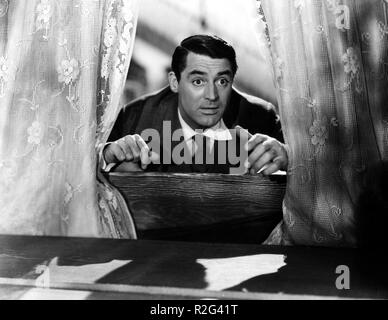 Arsenic and Old Lace Jahr: 1944 USA Cary Grant, Priscilla Lane-Regie: Frank Capra Stockfoto