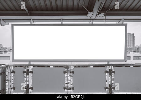 Business Billboard leeren Platz für Werbung im Innen Schwarz und Weiß. Stockfoto