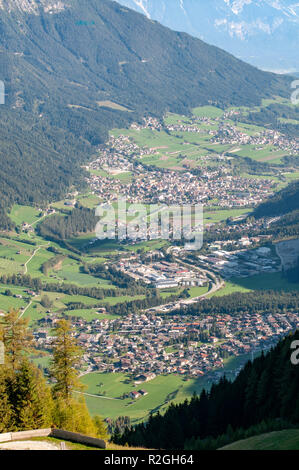 Neustift im Stubaital, Stubaital, wie vom Gipfel des Elfer Berg, Tirol, Österreich Stockfoto