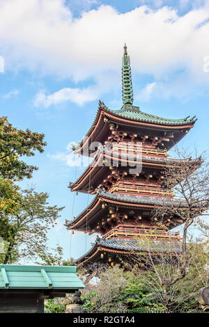 Toeizan Kan'ei-ji Endon-in fünfstöckige Pagode im Ueno Park, Tokyo, Japan Stockfoto