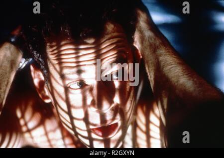 Hartes Jahr sterben: 1988 USA Regie: John McTiernan Bruce Willis Stockfoto