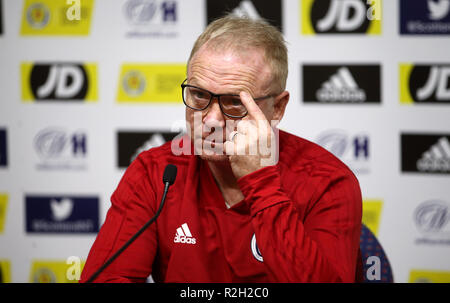 Schottland-Manager Alex McLeish während der Pressekonferenz im Hampden Park, Glasgow. DRÜCKEN SIE VERBANDSFOTO. Bilddatum: Montag, 19. November 2018. Siehe PA Story SOCCER Scotland. Bildnachweis sollte lauten: Jane Barlow/PA Wire. Stockfoto