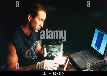 8 mm Jahr: 1999 USA Regie: Joel Schumacher Nicolas Cage Stockfoto