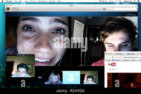 Unfriended Jahr: 2014 USA/Russland Regie: Levan Gabriadze Mose Sturm, Peltz Stockfoto