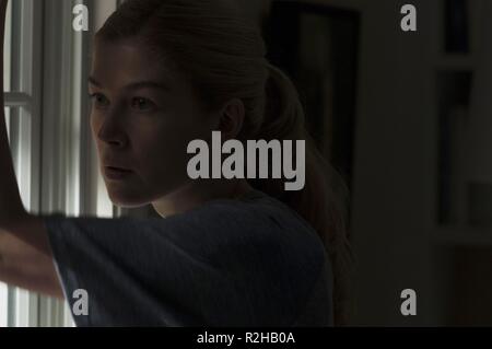 Weg Mädchen Jahr: 2014 USA Regie: David Fincher Rosamund Pike Stockfoto