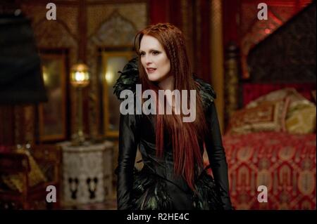 Siebten Sohn Jahr: 2014 UK / USA Regie: Sergei Bodrov Julianne Moore Stockfoto