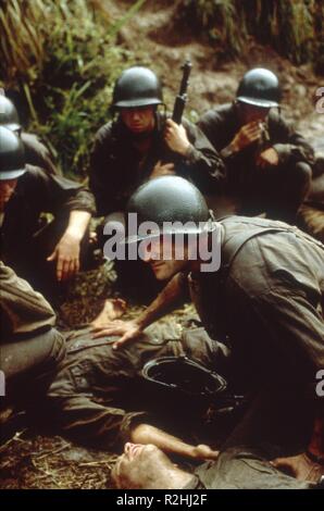 Die Dünne Rote Linie Jahr: USA 1998 Regie: Terrence Malick Sean Penn Stockfoto