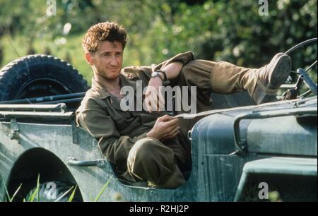 Die Dünne Rote Linie Jahr: USA 1998 Regie: Terrence Malick Sean Penn Stockfoto