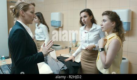 Toni Erdmann Jahr: 2016 Deutschland/Österreich Regie: Maren Ade Sandra Huller, Ingrid Bisu Stockfoto