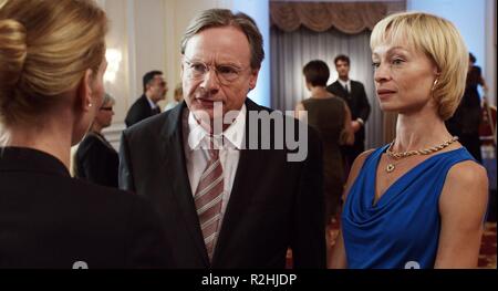 Toni Erdmann Jahr: 2016 Deutschland/Österreich Regie: Maren Ade Sandra Huller, Michael Wittenborn, Victoria Malektorovych Stockfoto