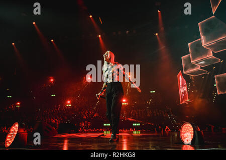 Schweiz, Zürich - 16. November 2018. Der Schweizer Sänger und Songwriter Stefanie Heinzmann führt ein Live Konzert während der Energy Star-Nacht 2018 im Hallenstadion in Zürich. (Foto: Gonzales Foto - Tilman Jentzsch). Stockfoto