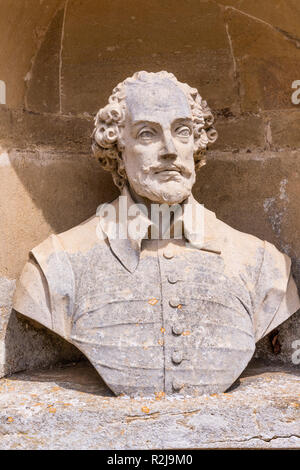 Eine Büste von William Shakespeare im Tempel des Britischen Glaubenshelden in Stowe House Gardens, Buckinghamshire UK Stockfoto