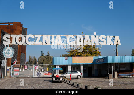 Oktober 2018, Danzig, Polen: Historische tor Numer 2, Eingang zur Danziger Werft, wo im August 1980 massive Streik begonnen hat und Anfang von Soli Stockfoto