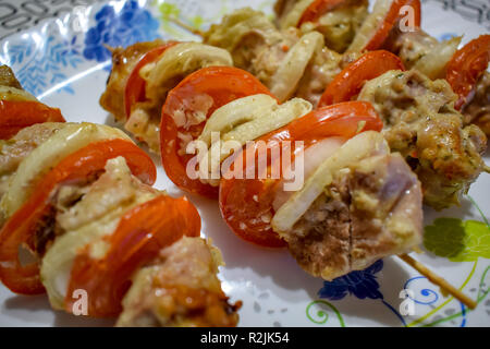 Schweinefleisch Kebab mit Pfeffer Tomaten saftig Kebab Stockfoto