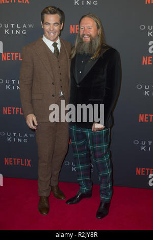 Prominente nehmen an der Schottischen Premiere von Outlaw King' am Vue Kino im Omni center. Mit: David Mackenzie, Chris Pine, Wo: Edinburgh, Großbritannien Wann: 19 Okt 2018 Credit: Euan Kirsche / WANN Stockfoto