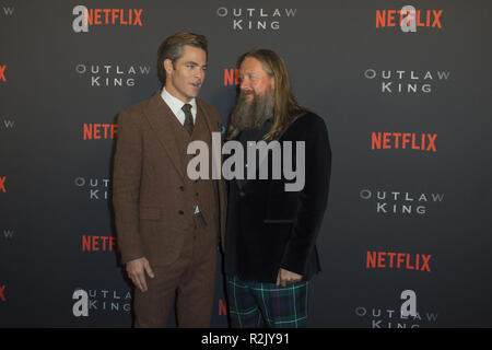 Prominente nehmen an der Schottischen Premiere von Outlaw King' am Vue Kino im Omni center. Mit: David Mackenzie, Chris Pine, Wo: Edinburgh, Großbritannien Wann: 19 Okt 2018 Credit: Euan Kirsche / WANN Stockfoto