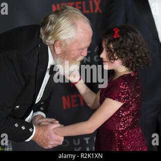 Prominente nehmen an der Schottischen Premiere von Outlaw King' am Vue Kino im Omni center. Mit: James Cosmo, Josie O'Brien Wo: Edinburgh, Großbritannien Wann: 19 Okt 2018 Credit: Euan Kirsche / WANN Stockfoto