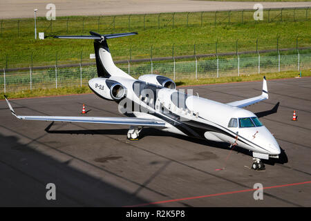 EINDHOVEN, Niederlande - 22.Juni, 2018: Embraer EMB-135BJ Legacy 600 Business Jet von Jet Geschichte auf dem Rollfeld des Flughafen Eindhoven. Stockfoto