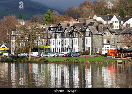 Youth Hostel Unterkunft am Wasser am Lake Windermere im Lake District Waterhead Ambleside Cumbria England Vereinigtes Königreich Großbritannien Stockfoto