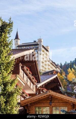 Schweiz, Kanton Bern, Berner Oberland, Saanenland, Gstaad, Chalets, Gstaad Palace Hotel, Luxus Hotel Stockfoto