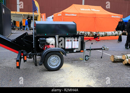 Helsinki, Finnland - 15. November 2018: Palax D 270 Aktive brennholz Prozessor auf MaatalousKonemessut landwirtschaftliche Messe. Credit: Taina Sohlman Stockfoto