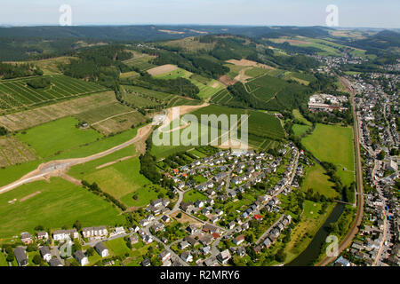 Luftaufnahme, Autobahn A46 Verlängerung, Ende der Autobahn, Autobahn A 445 in der Nähe von Bestwig Bestwig Nordrhein-Westfalen, Deutschland, Europa, Stockfoto