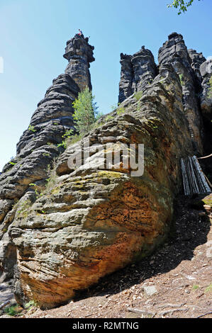 Die romantische Bielatal mit der bizarren Kletterfelsen kleine und große Herkules Säulen ist eines der beliebtesten Ausflugsziele in der Sächsischen Schweiz. Stockfoto