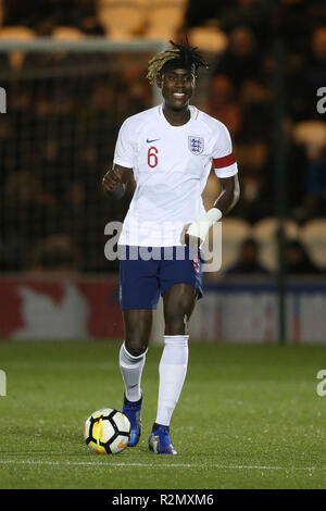 Trevoh Chalobah von England in Aktion während der internationalen Freundschaftsspiel zwischen England U20 und U20 an JobServe Gemeinschaft Stadion am 19. November 2018 in Colchester, England. (Foto von Paul Chesterton/phcimages.com) Stockfoto