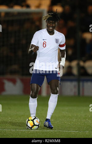 Trevoh Chalobah von England in Aktion während der internationalen Freundschaftsspiel zwischen England U20 und U20 an JobServe Gemeinschaft Stadion am 19. November 2018 in Colchester, England. (Foto von Paul Chesterton/phcimages.com) Stockfoto