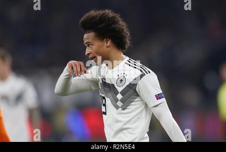 Gelsenkirchen, Deutschland. 20 Nov, 2018. firo: 19.11.2018, Fußball, Landerspiel, National Team, Saison 2018/2019 Liga, UEFA-Nationen, GER, Deutschland - NED, Niederlande, Niederlande, 2:2 Leroy Sane, Geste | Verwendung der weltweiten Kredit: dpa/Alamy leben Nachrichten Stockfoto