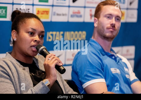 Berlin, Deutschland. 20 Nov, 2018. Athletik: Shanice Craft, Em-Bronze Medaillenträger und Deutschen Diskuswerfen Meister 2018, und Christoph Harting, Olympia Olympiasieger 2016 und Deutschen Diskuswerfen Champion 2018, das ISTAF Indoor kick-off Pressekonferenz in der Mercedes-Benz Arena. Credit: Christoph Soeder/dpa/Alamy leben Nachrichten Stockfoto