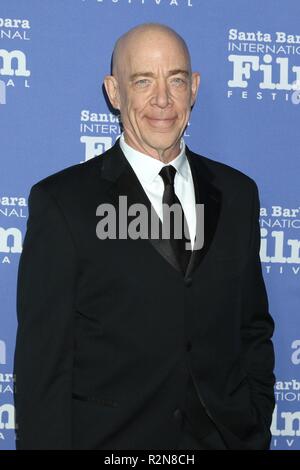 Goleta, CA. 19 Nov, 2018. JK Simmons in der Ankunftshalle für das Santa Barbara International Film Festival Awards Gala, das Ritz Carlton Bacara Santa Barbara, Goleta, CA November 19, 2018. Credit: Priscilla Grant/Everett Collection/Alamy leben Nachrichten Stockfoto