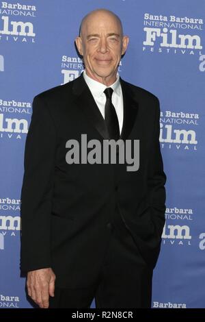 Goleta, CA. 19 Nov, 2018. JK Simmons in der Ankunftshalle für das Santa Barbara International Film Festival Awards Gala, das Ritz Carlton Bacara Santa Barbara, Goleta, CA November 19, 2018. Credit: Priscilla Grant/Everett Collection/Alamy leben Nachrichten Stockfoto