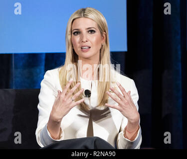 Washington, DC, USA. 20 Nov, 2018. IVANKA TRUMP im letzten Jahr verwendet, um ein persönliches E-Mail-Konto Relais offizielle White House Business zu diskutieren oder, nach E-Mails, die von einer nonpartisan watchdog Gruppe freigegeben. Foto vom: November 13, 2018 - Washington, DC, USA - Ivanka Trump, Senior Berater der US-Präsident, beim Jack Kemp Stiftung 2018 Kemp Leadership Award Dinner bei Audi Feld in Washington, DC am 13. November 2018. Quelle: Michael Brochstein/ZUMA Draht/Alamy leben Nachrichten Stockfoto