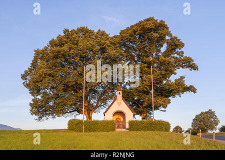 Kapelle in Hittenkirchen, Chiemgau, Oberbayern, Bayern, Süddeutschland, Deutschland, Europa Stockfoto