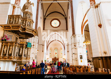 Kirchenschiff von Dom zu Riga. Dom zu Riga ist die Evangelisch-lutherische Kathedrale. Riga, Lettland, Baltikum, Europa. Stockfoto