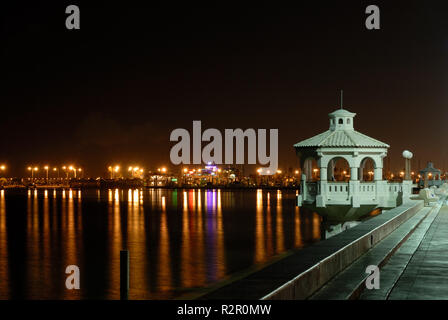 Promenade in Corpus Christi in der Nacht, USA Stockfoto