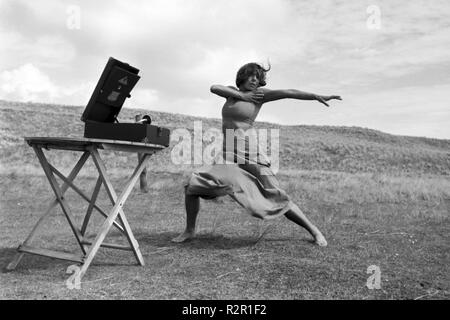 Die beliebte Tänzerin Gret Palucca im Urlaub auf Sylt, Deutschland 1930. Stockfoto